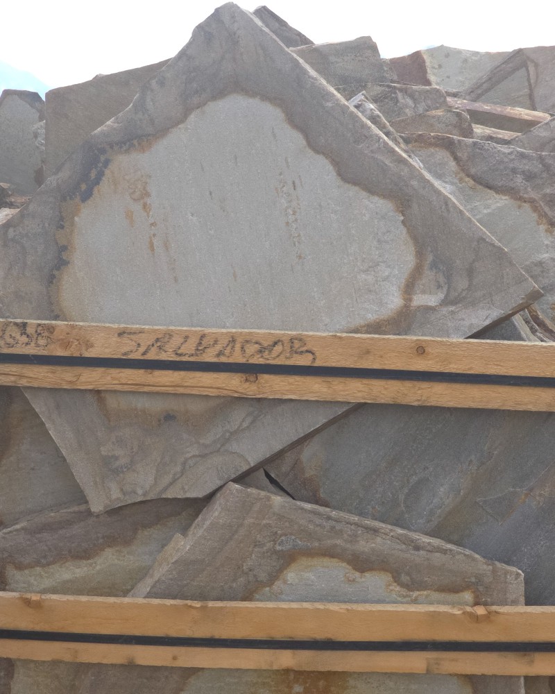 1-2" Mars Mountain Flagstone - Supers 