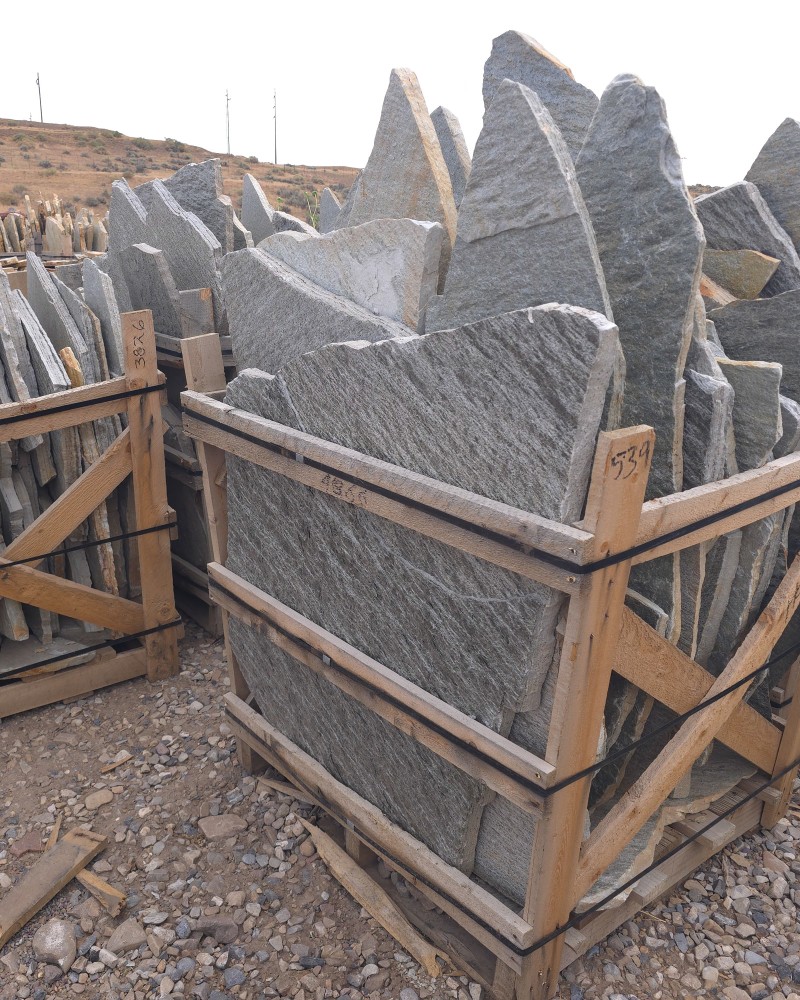 1 ¾ – 2 1/4" Silver Shores Flagstone - Supers 