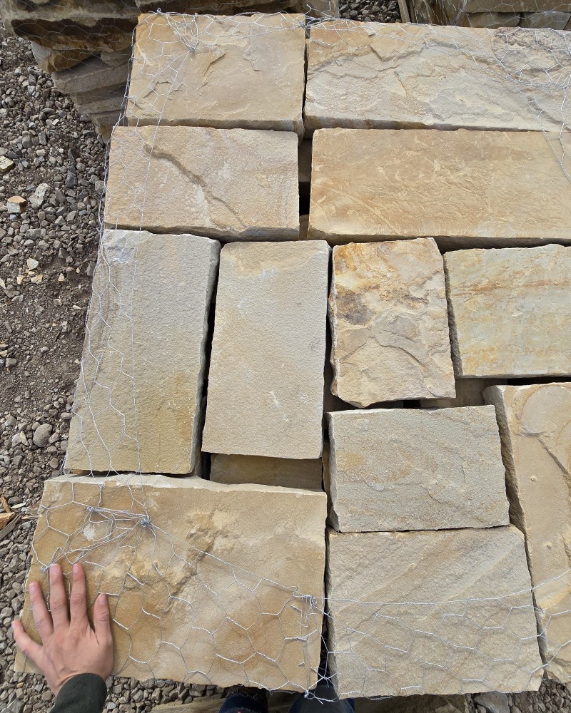 3-4" Rec + Sq Roman Flagstone Builders 