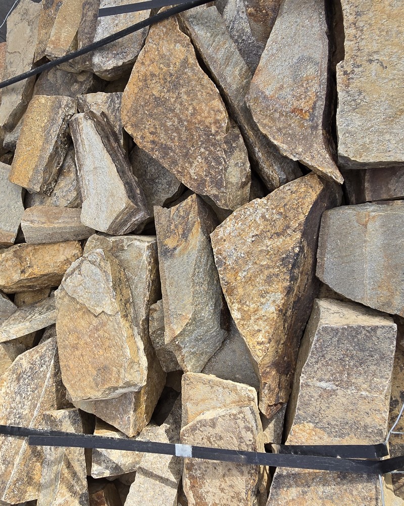 2-8" Mars Mountain Flagstone - Ledge Builders