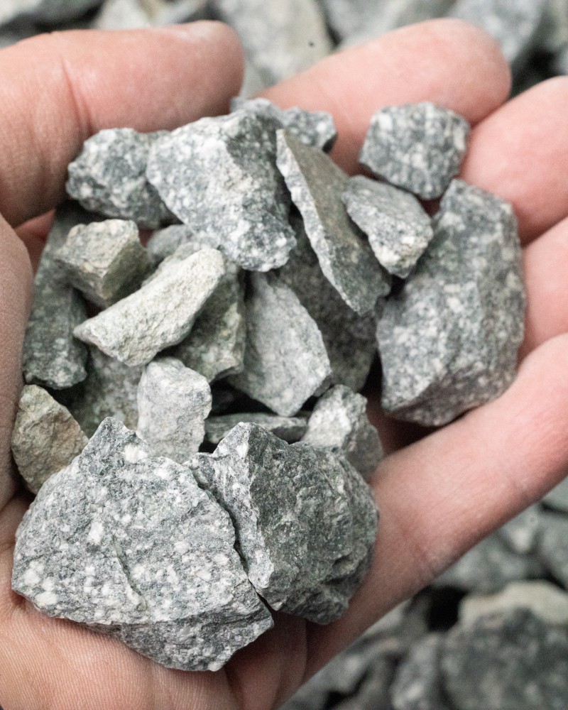 1 1/4" Smokin Granite