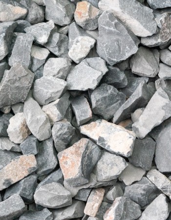 1 1/2" Midnight Crushed Gravel