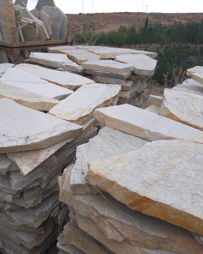 1 3/4 - 2 1/4" Arctic Flagstone 